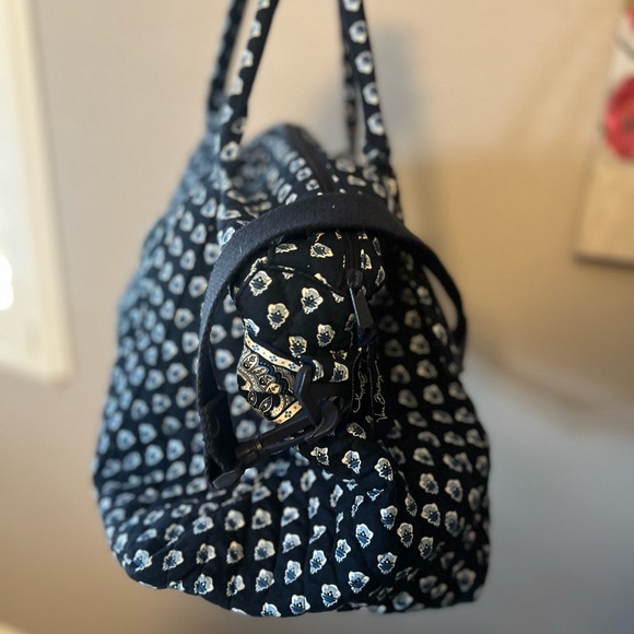 Vera Bradley weekender Duffel Travel Bag – Nantucket Navy - Picture 3 of 6